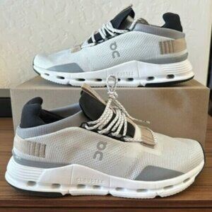 🍁ON Running Cloud Cloudnova Women's White Sand Running Sneakers